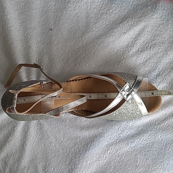 Unworn silver ballroom shoes - Picture 7 of 8